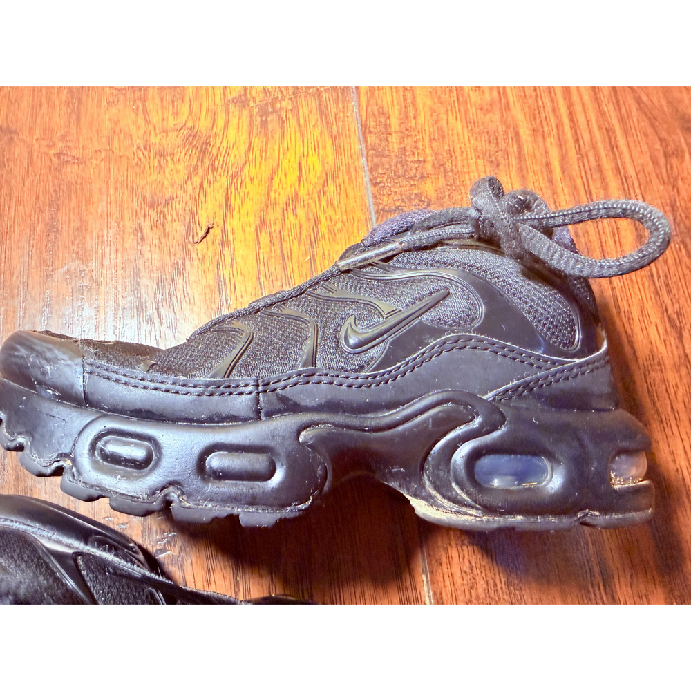 Nike Air Max Plus Triple Black Sneakers - Size 12C - Picture 5 of 7